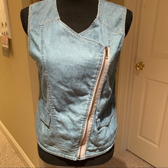 NWT Denim Blouse - Picture 2 of 13